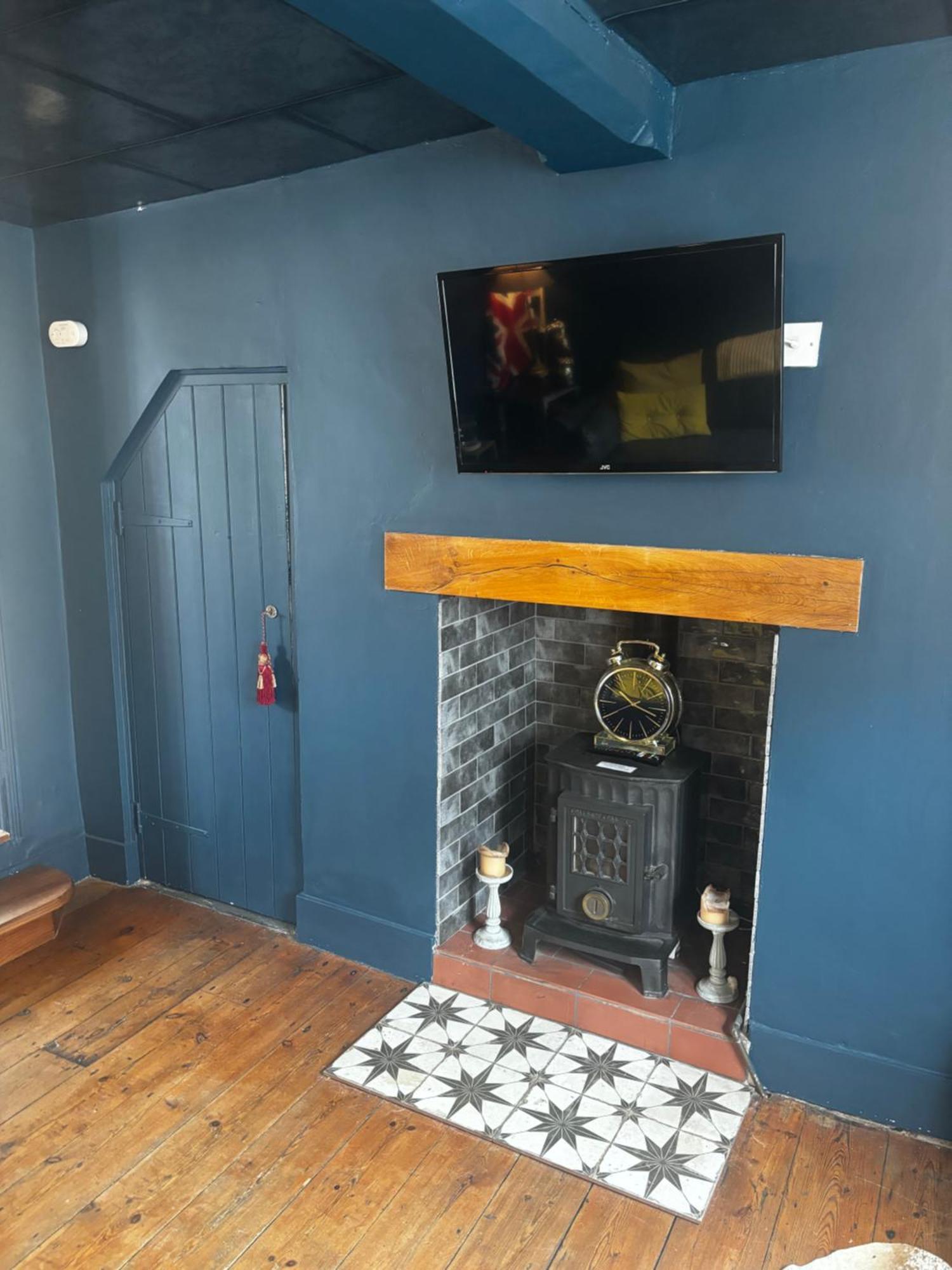 Sweet & Cosy 10 Bridewell Cottage With Parking Available Upon Request Bury St. Edmunds Buitenkant foto
