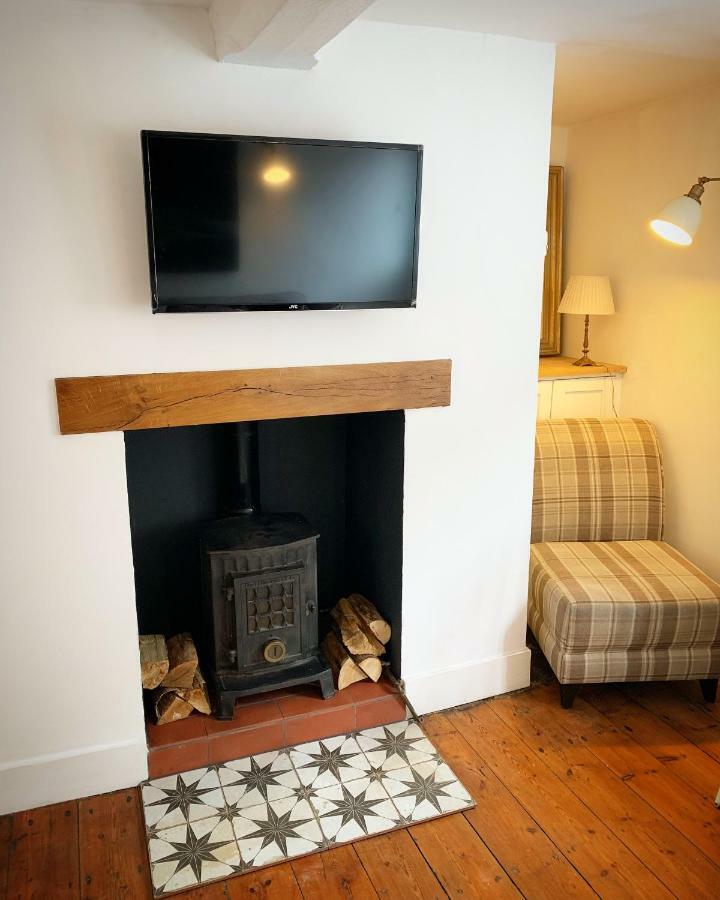 Sweet & Cosy 10 Bridewell Cottage With Parking Available Upon Request Bury St. Edmunds Buitenkant foto