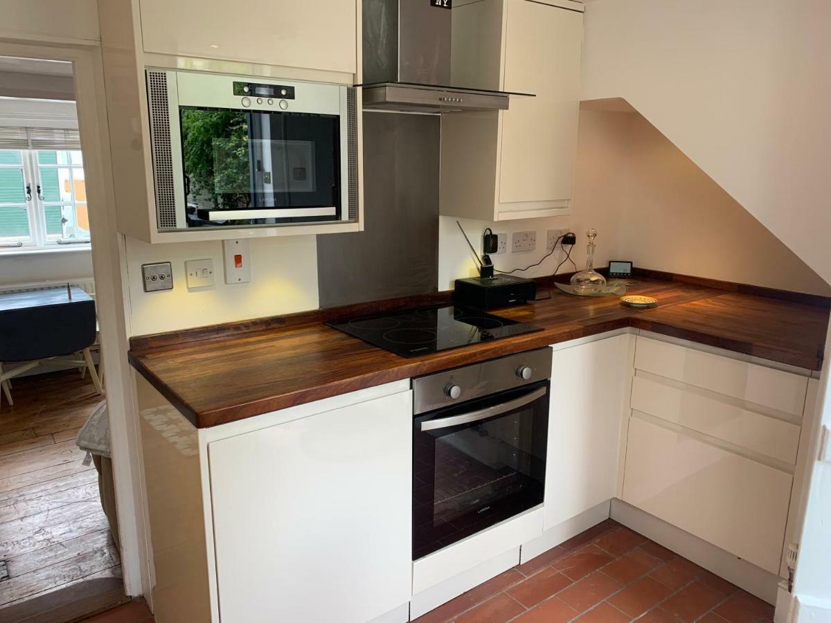 Sweet & Cosy 10 Bridewell Cottage With Parking Available Upon Request Bury St. Edmunds Buitenkant foto